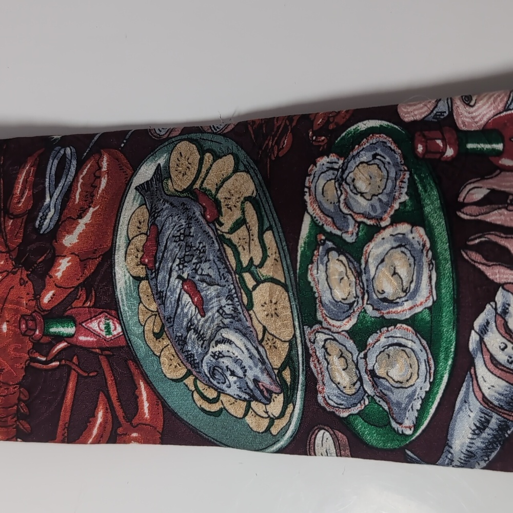 Tabasco Seafood Feast Tie - 100% Silk - Picture 3 of 6